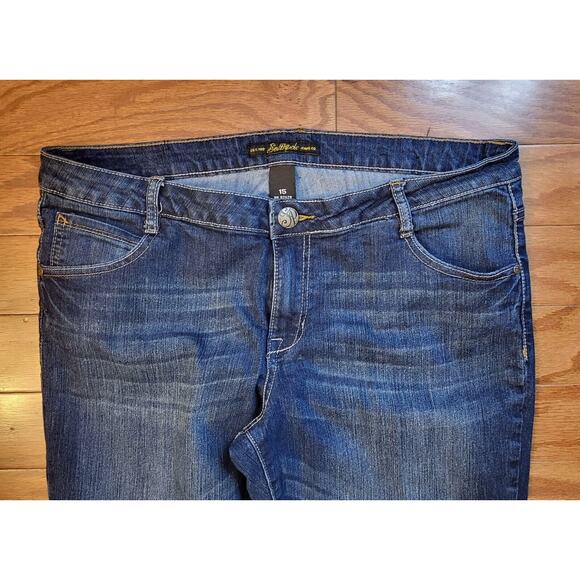 Women SouthPole Blue Jeans Denim Pants Size 15 Embellished Back Pocket - Picture 3 of 16